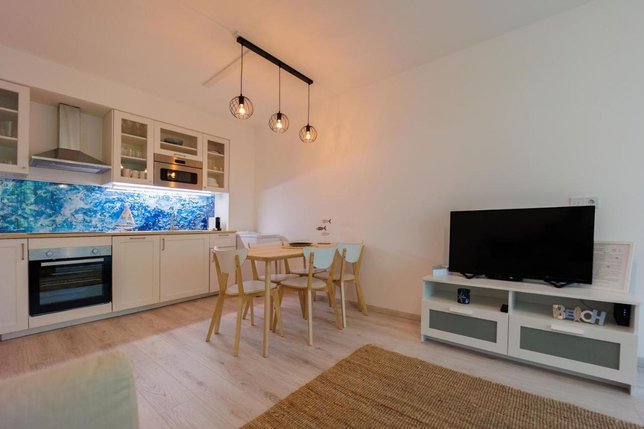 White&Blue Apartman Siofok Exterior photo